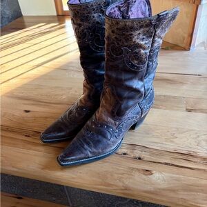Ariat Vintage Brown Heeled Boots